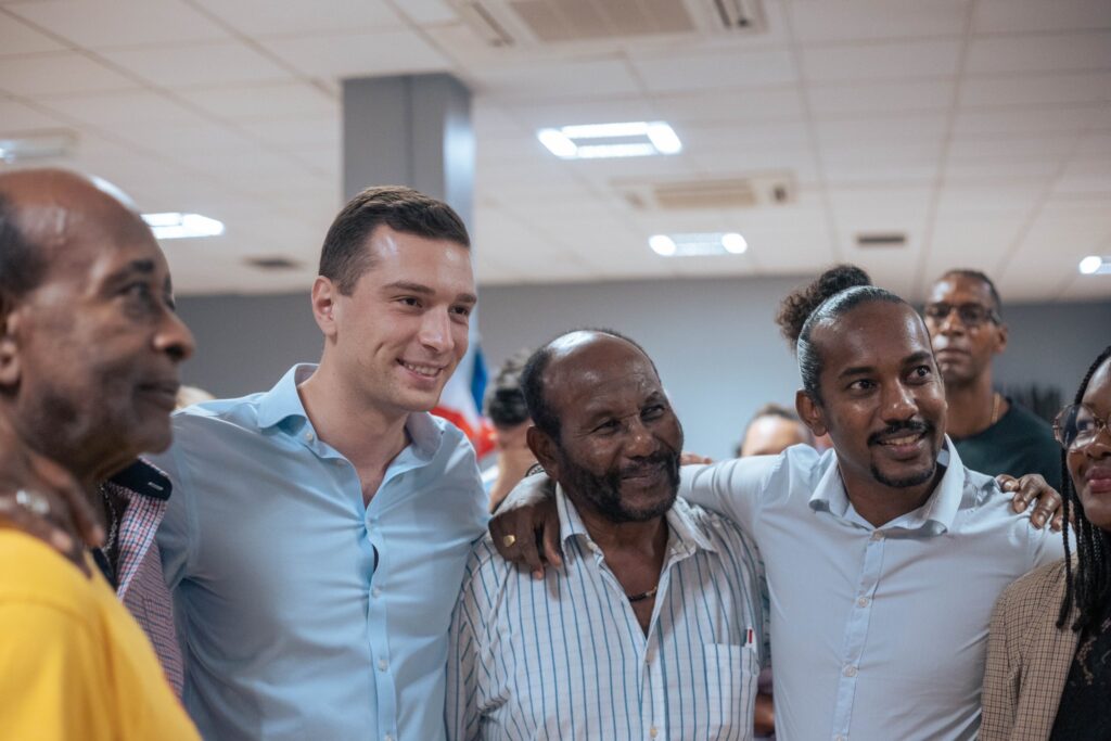 Le président du Rassemblement national, Jordan Bardella, fait du trafic d’opinion avec la Guadeloupe