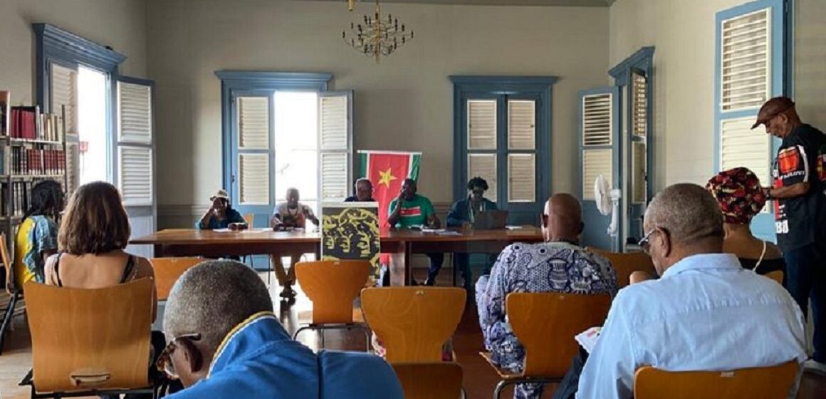 reparation Mercredi 30 avril, conférence de presse des organisations indépendantistes et anticolonialistes de Guadeloupe qui demandent des réparations « matérielles et financières » aux descendants des propriétaires d'esclaves. Photo : DR