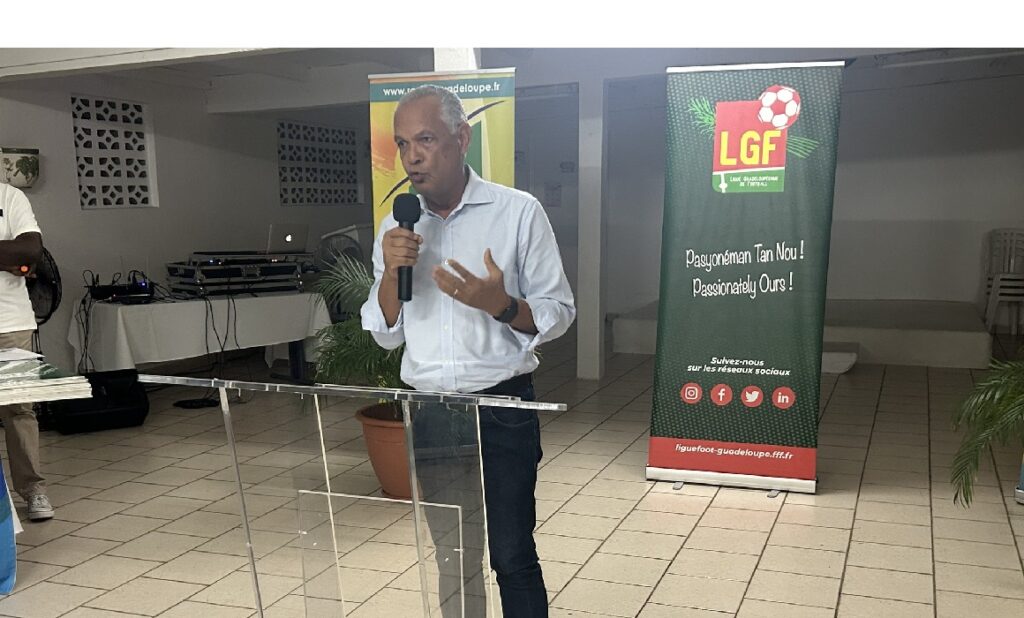 Condamné, Jean Dartron reste patron du football local