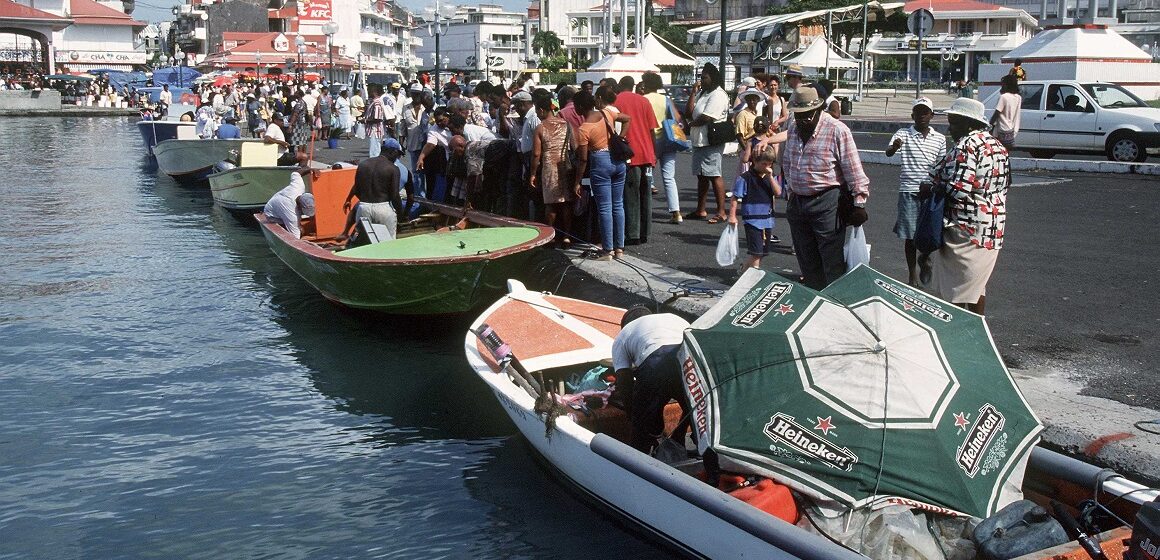 Photo d’illustration. Arrivée de pêcheurs sur les quais à Pointe-à-Pitre. Deya / Sipa Photo d’illustration. Arrivée de pêcheurs sur les quais à Pointe-à-Pitre. Deya / Sipa