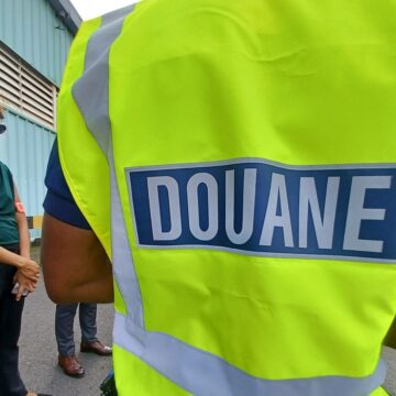 Photo d'illustration d'un douanier en Guadeloupe. Crédit : préfecture de Guadeloupe Photo d'illustration d'un douanier en Guadeloupe. Crédit : préfecture de Guadeloupe